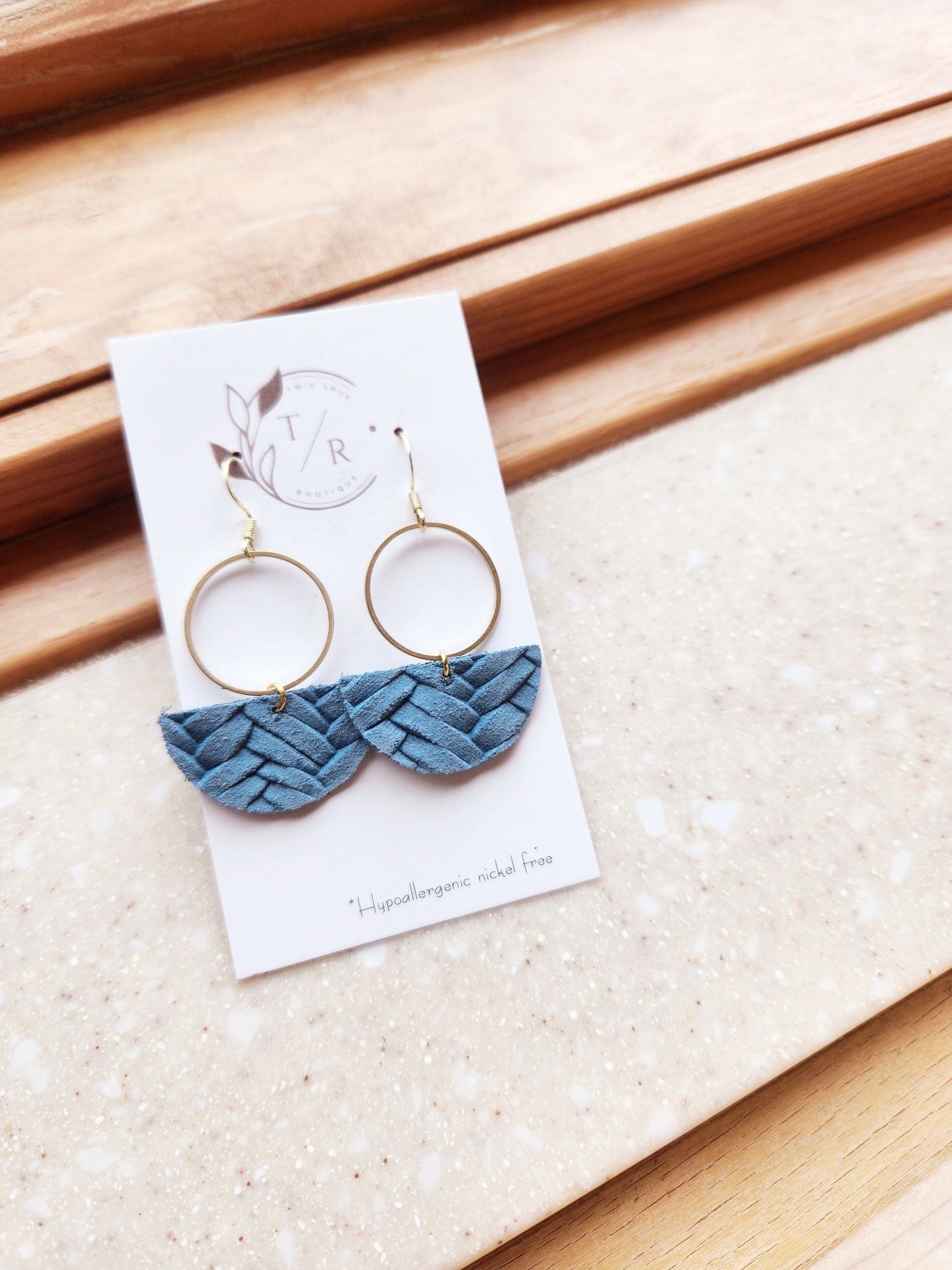 Mallory| Genuine leather dangle earring