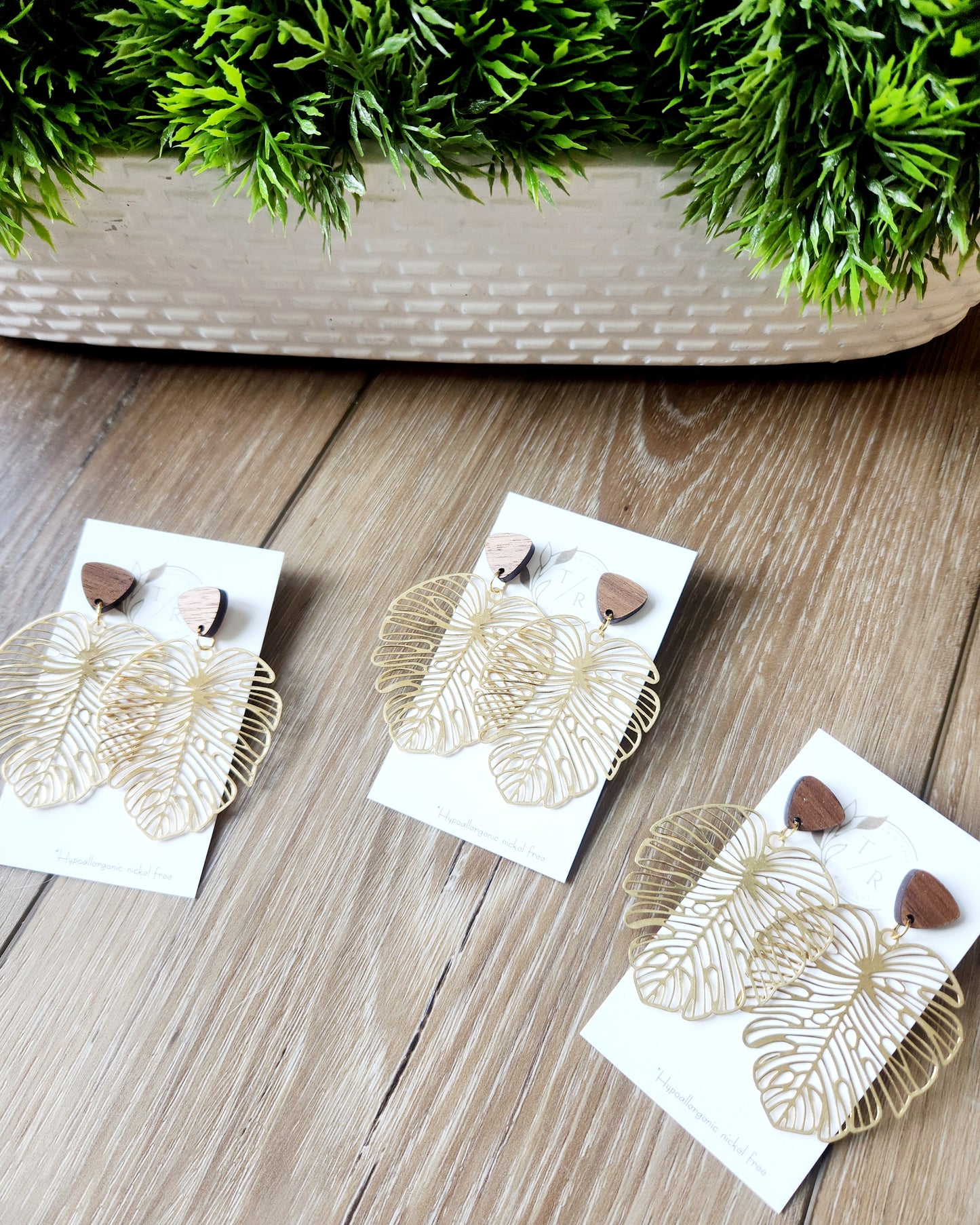 Monstera earring