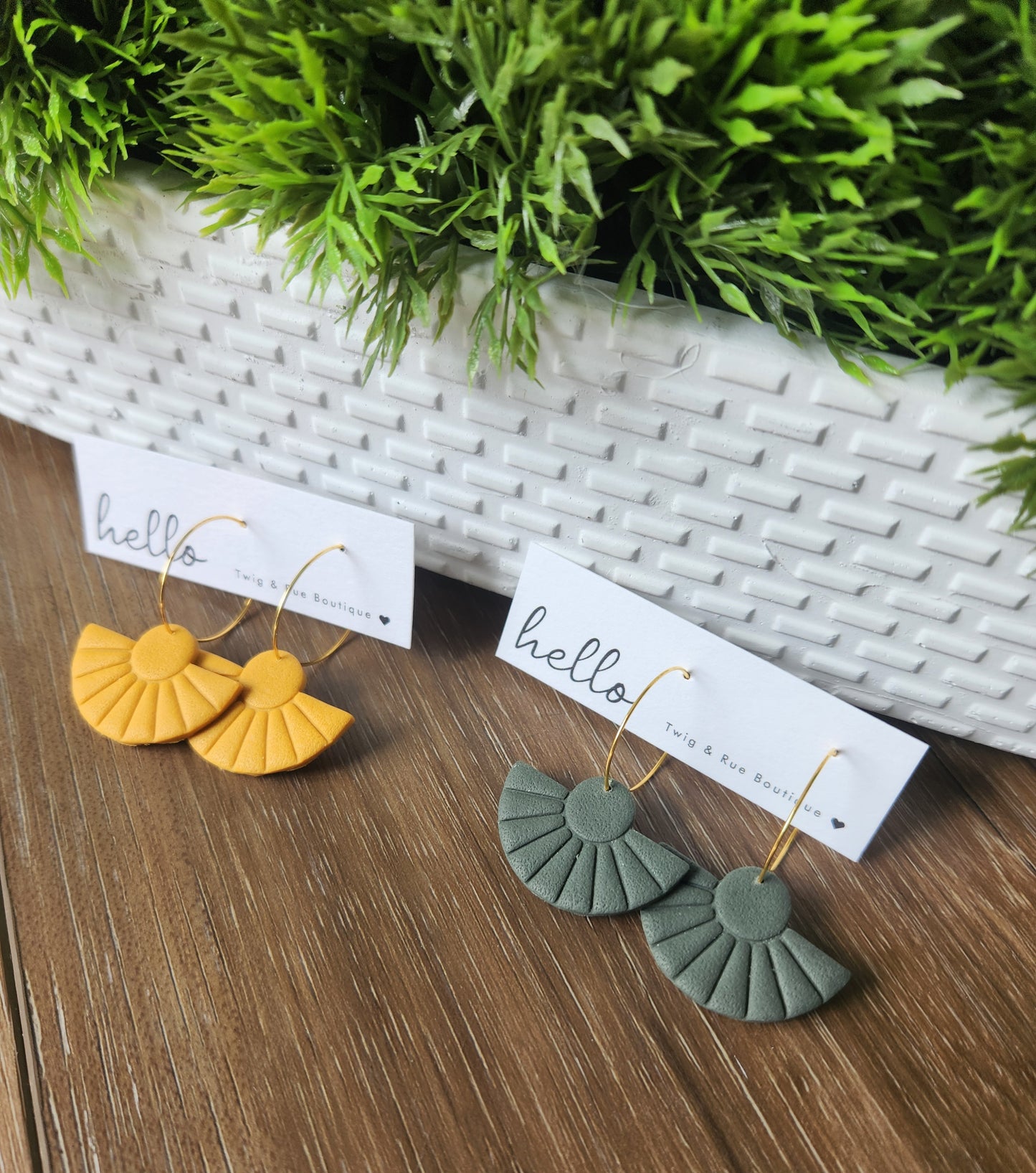 Waverly| Clay hoops