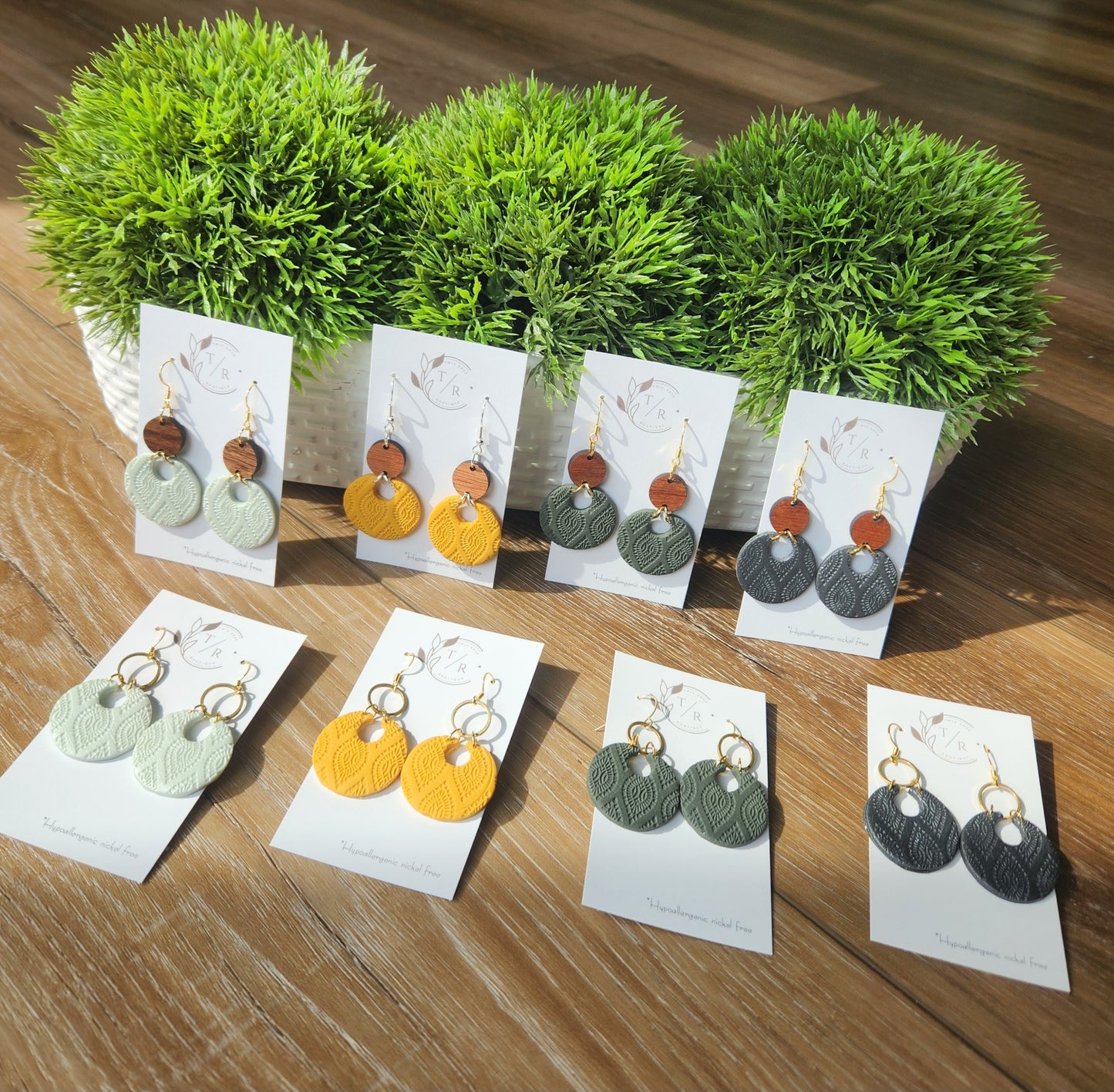 Bella|Clay hoops