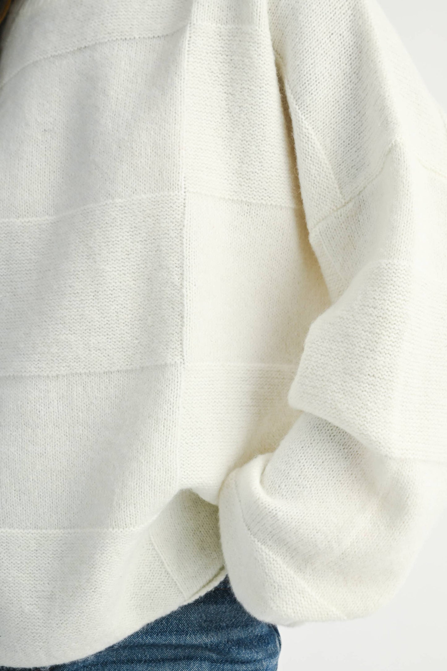 Ryleigh Sweater inWhite
