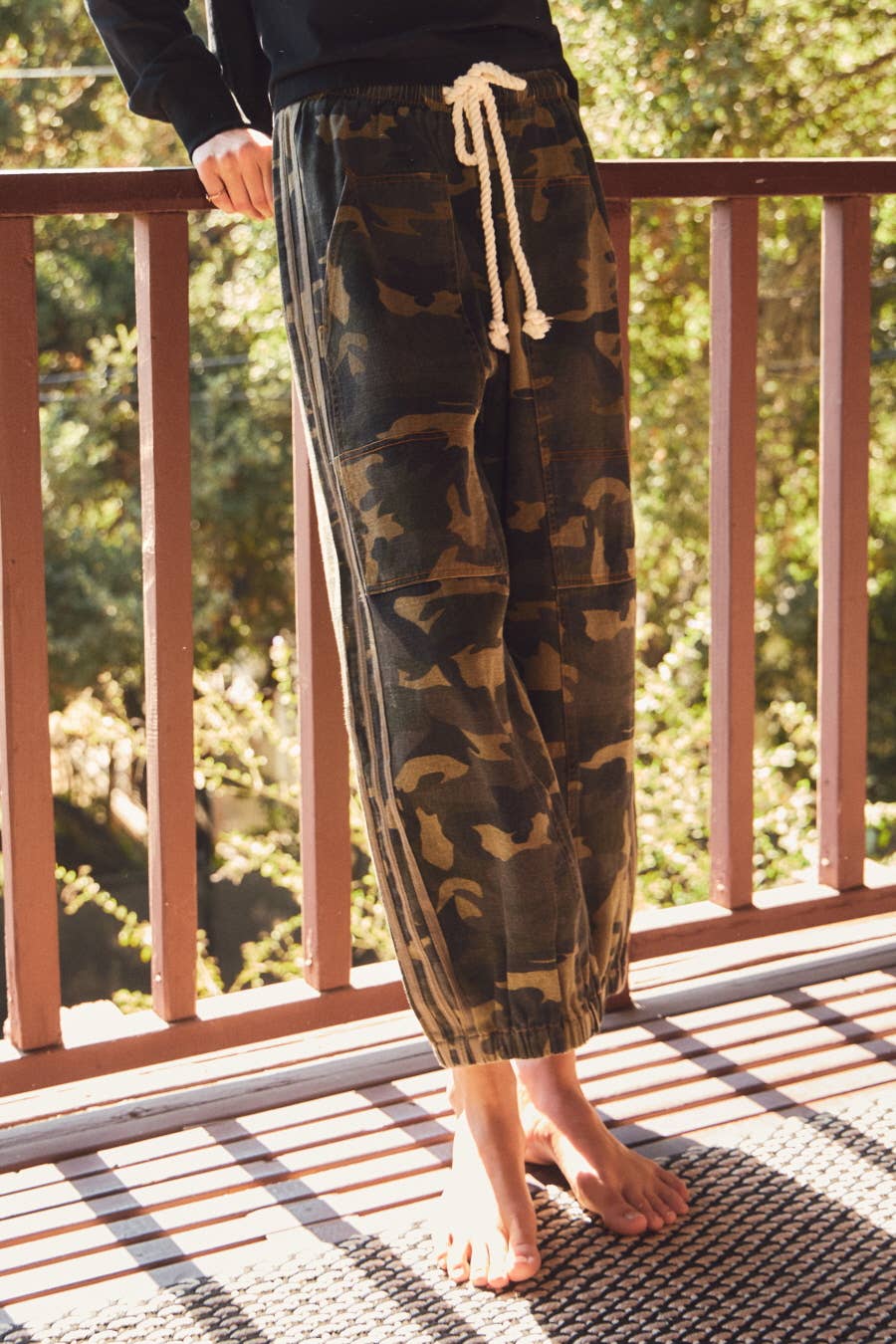 Camo-Drawstring Pants