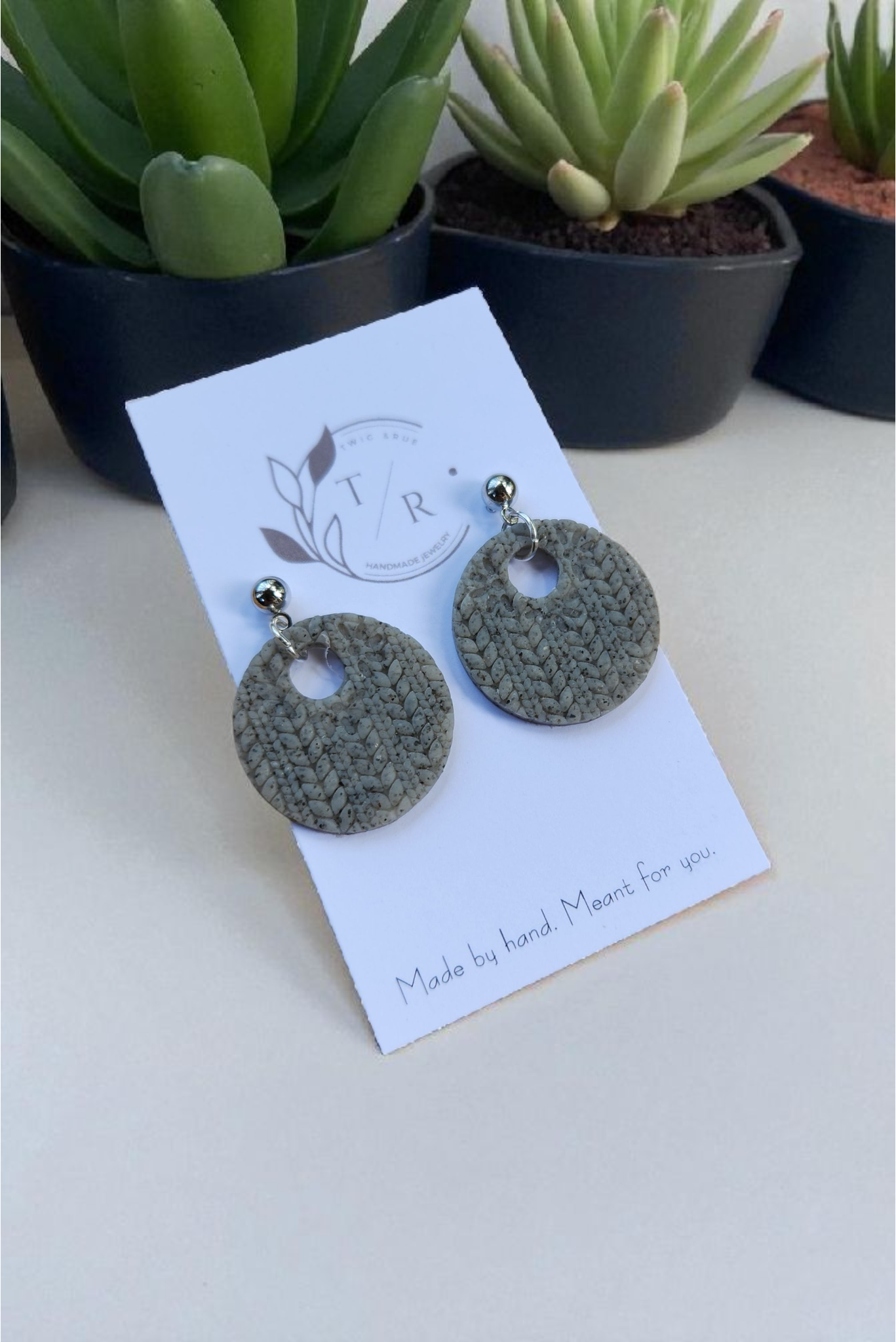 Maris| Clay hoop earring