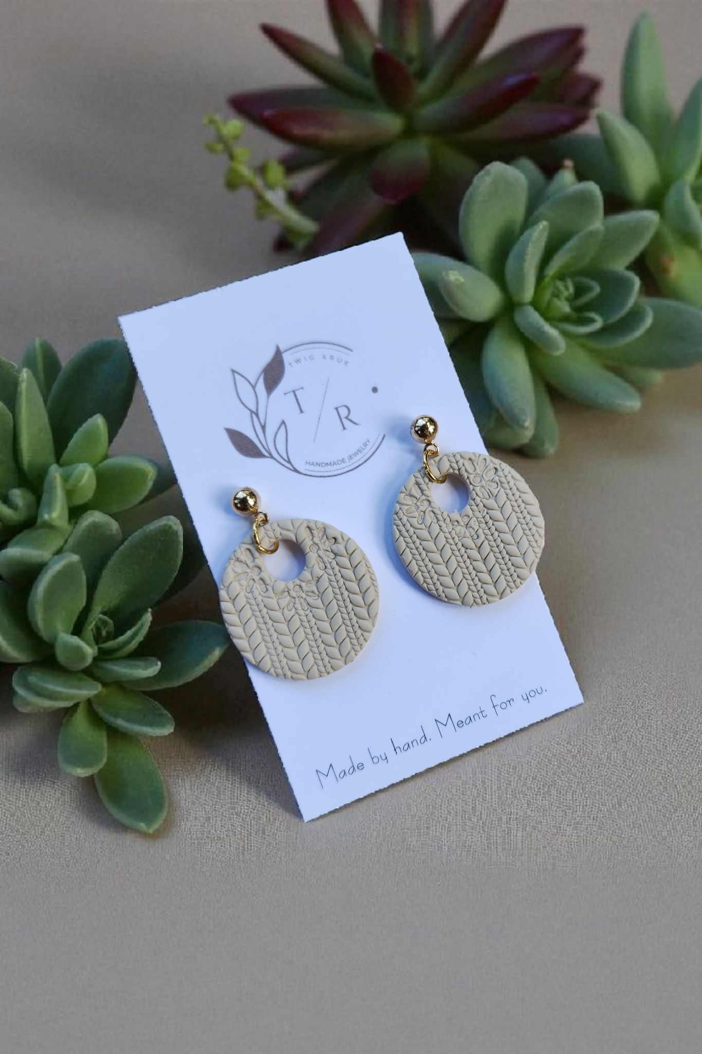 Maris| Clay hoop earring