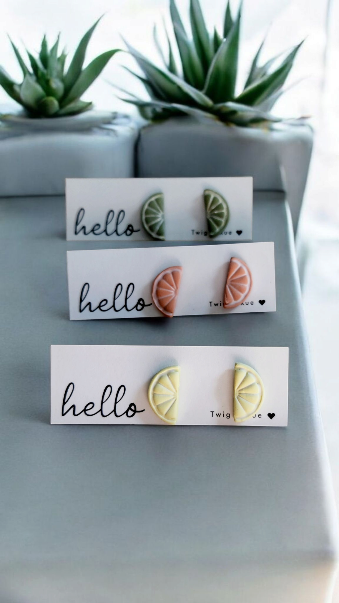 Fruit slice studs