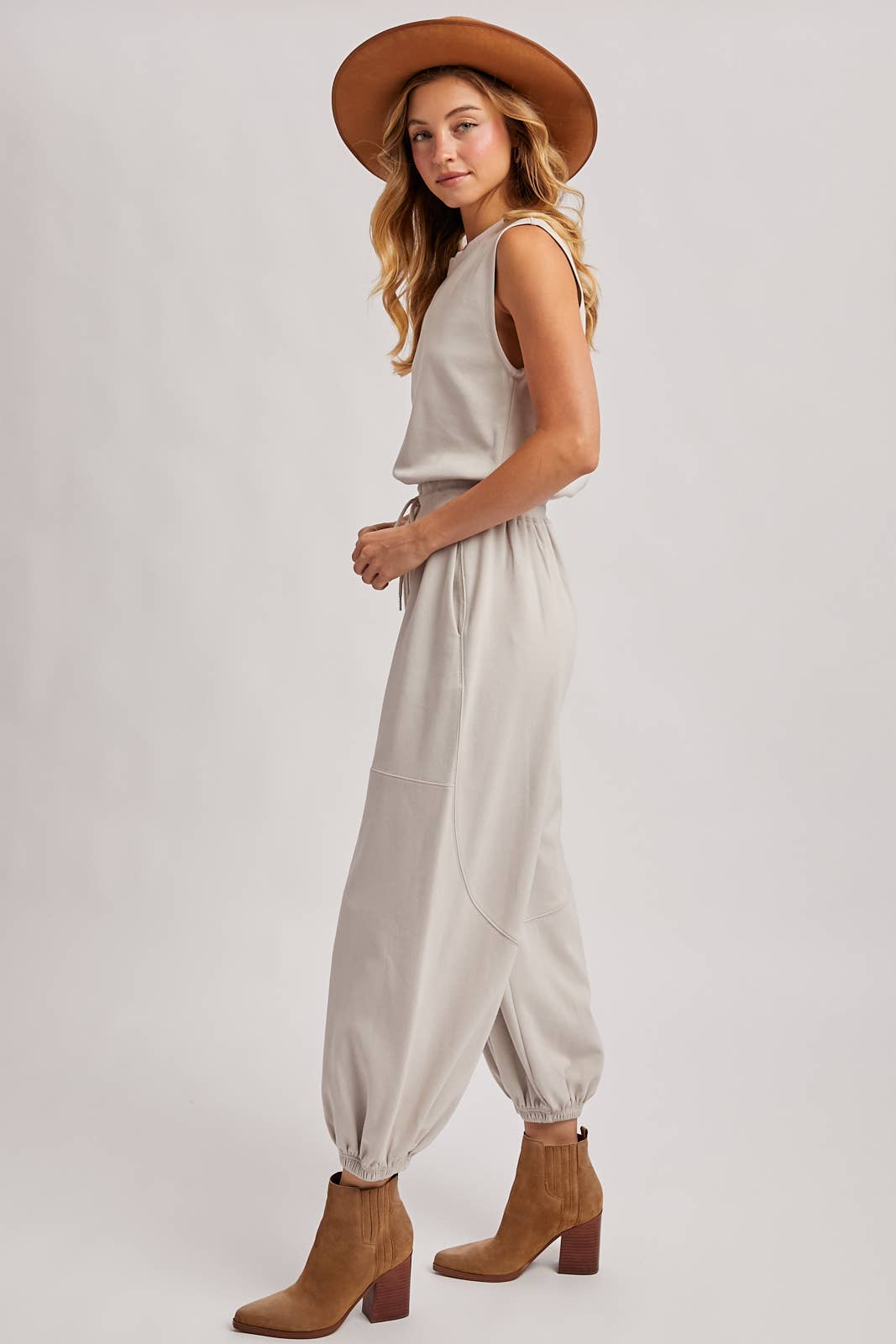DRAWSTRING WAIST SLEEVELESS KNIT ACTIVE JUMPSUIT in Hunter Green
