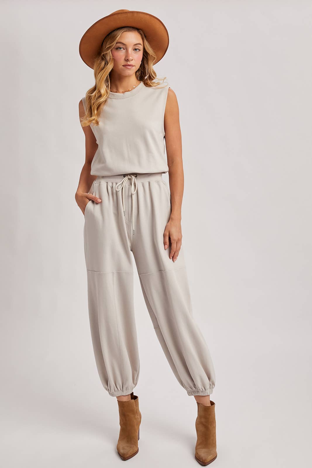 DRAWSTRING WAIST SLEEVELESS KNIT ACTIVE JUMPSUIT in Hunter Green