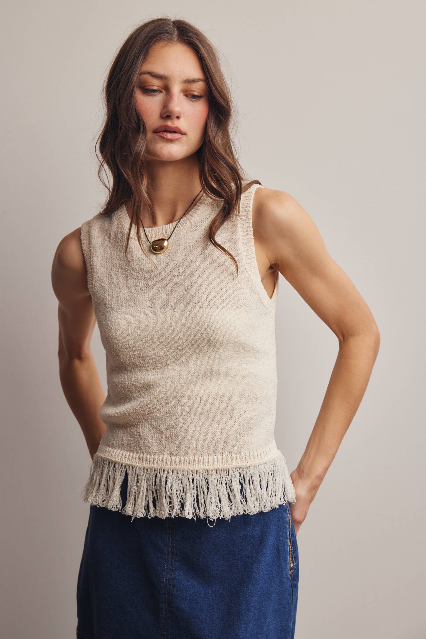 Fringe Hem Sleeveless Knit Top