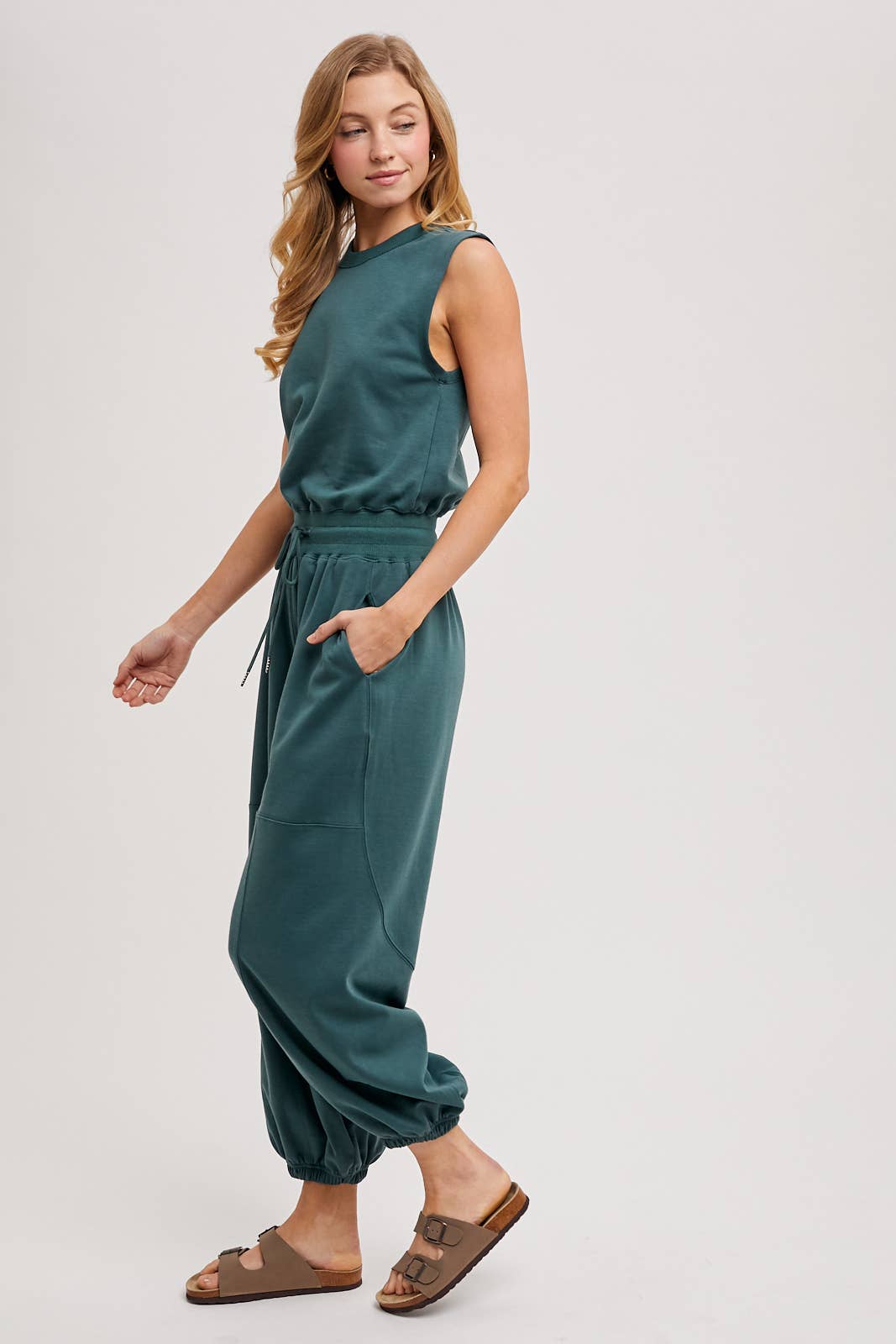 DRAWSTRING WAIST SLEEVELESS KNIT ACTIVE JUMPSUIT in Hunter Green