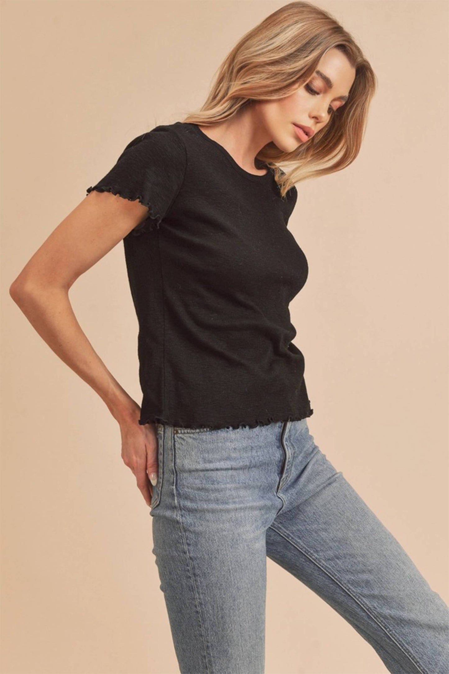 Perfect Ruffle sleeve T