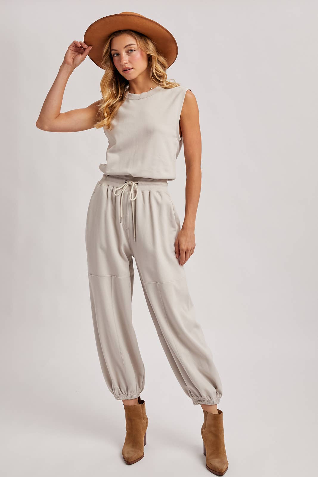 DRAWSTRING WAIST SLEEVELESS KNIT ACTIVE JUMPSUIT in Hunter Green