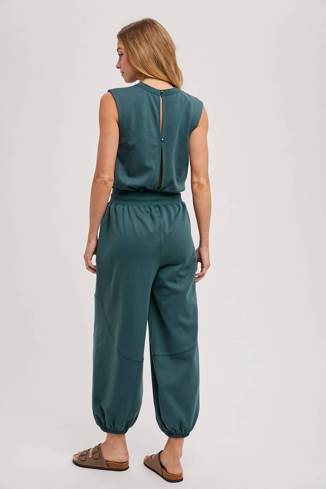 DRAWSTRING WAIST SLEEVELESS KNIT ACTIVE JUMPSUIT in Hunter Green