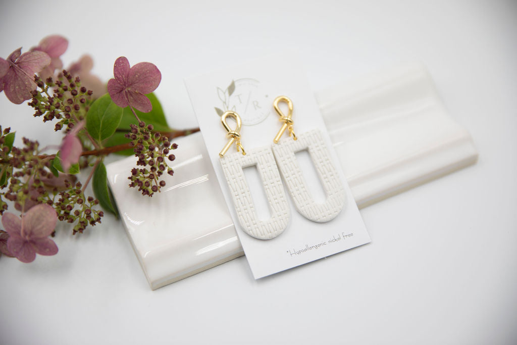 Sierra| 18k gold plated knot and clay arch earring