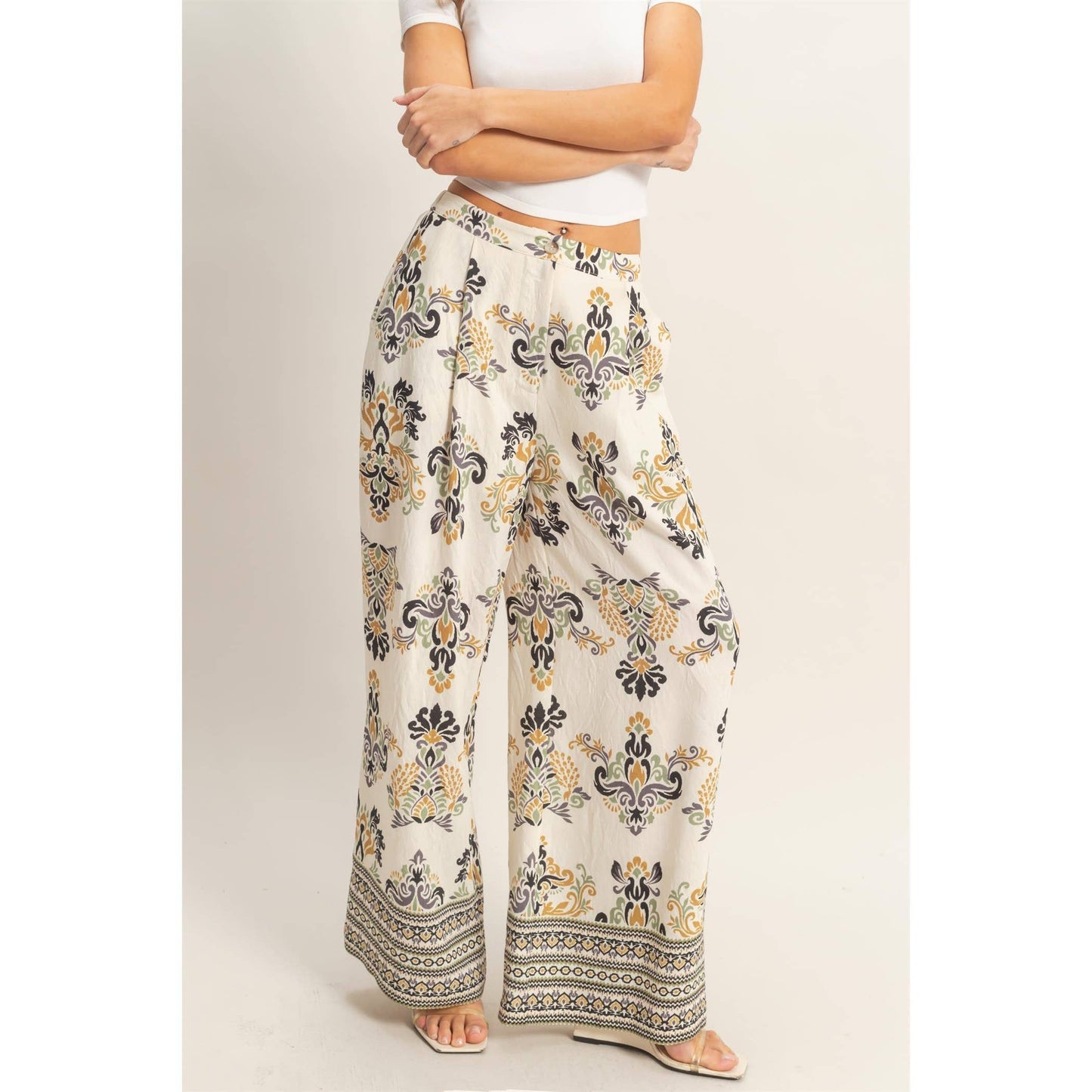 Wide-Leg Printed Palazzo Pants: BLACK