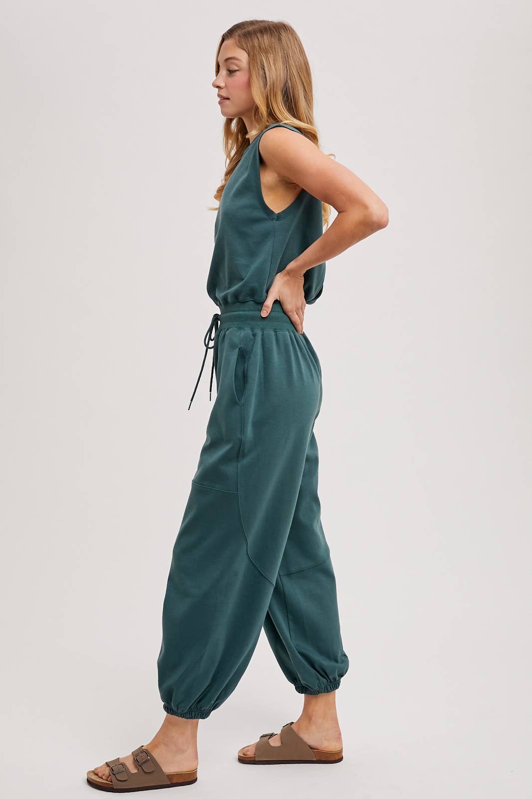 DRAWSTRING WAIST SLEEVELESS KNIT ACTIVE JUMPSUIT in Hunter Green