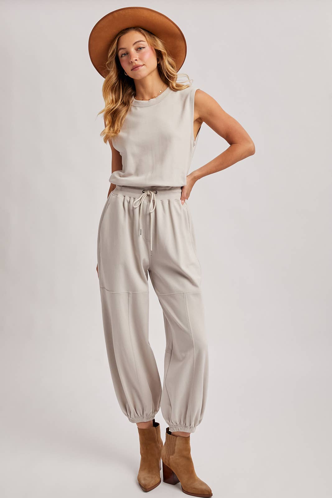 DRAWSTRING WAIST SLEEVELESS KNIT ACTIVE JUMPSUIT in Hunter Green