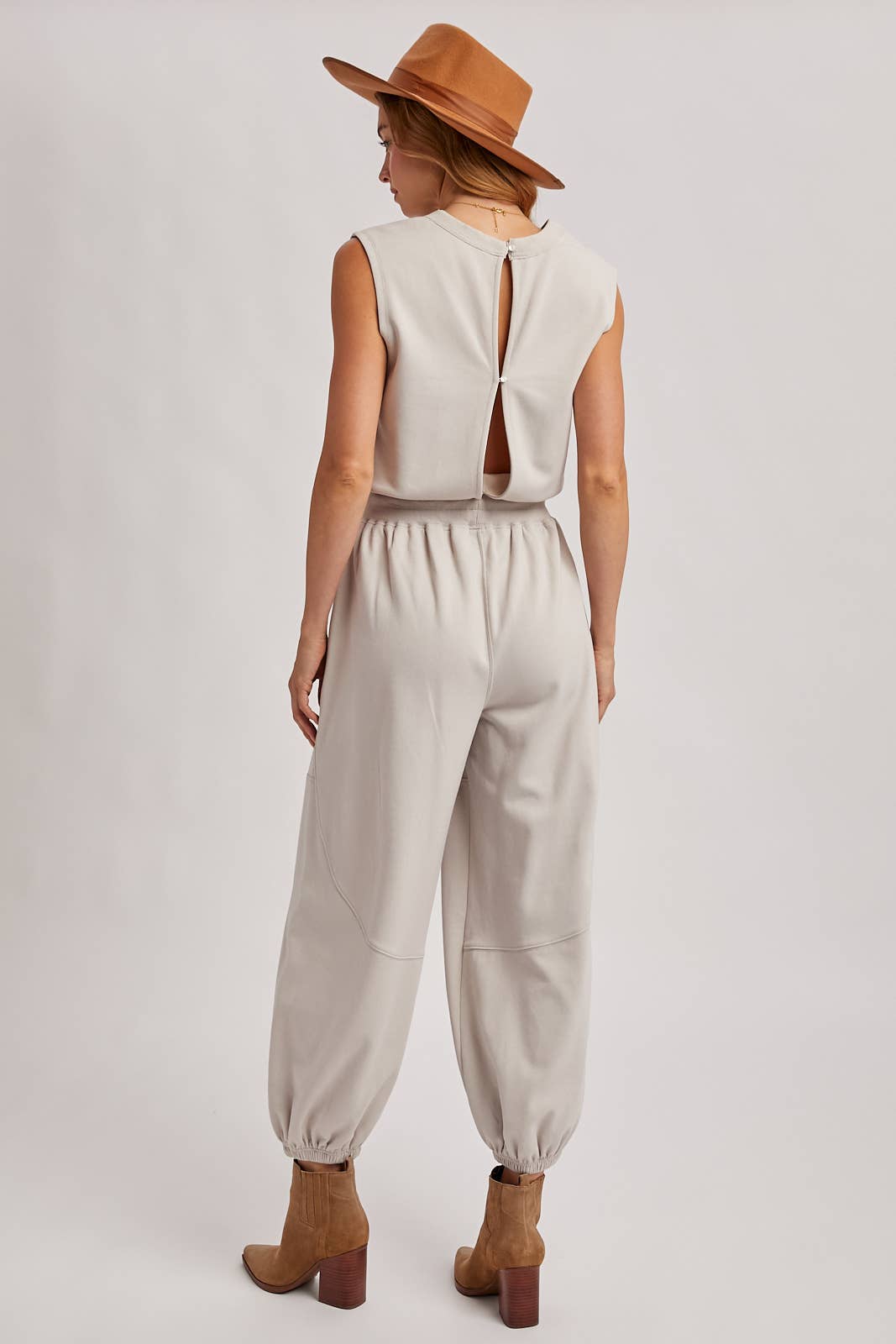 DRAWSTRING WAIST SLEEVELESS KNIT ACTIVE JUMPSUIT in Hunter Green