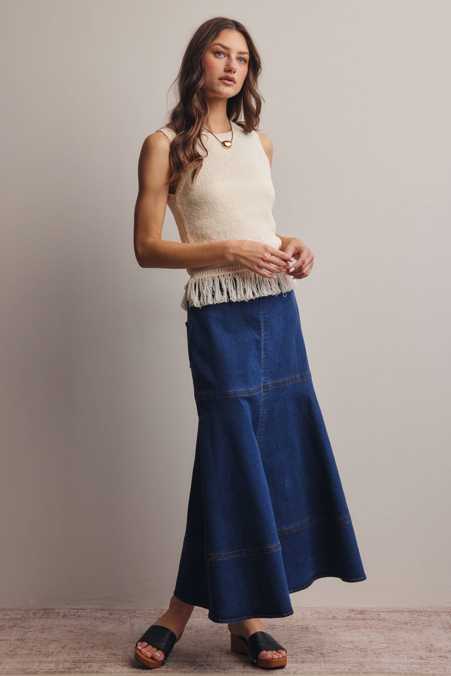 Fringe Hem Sleeveless Knit Top