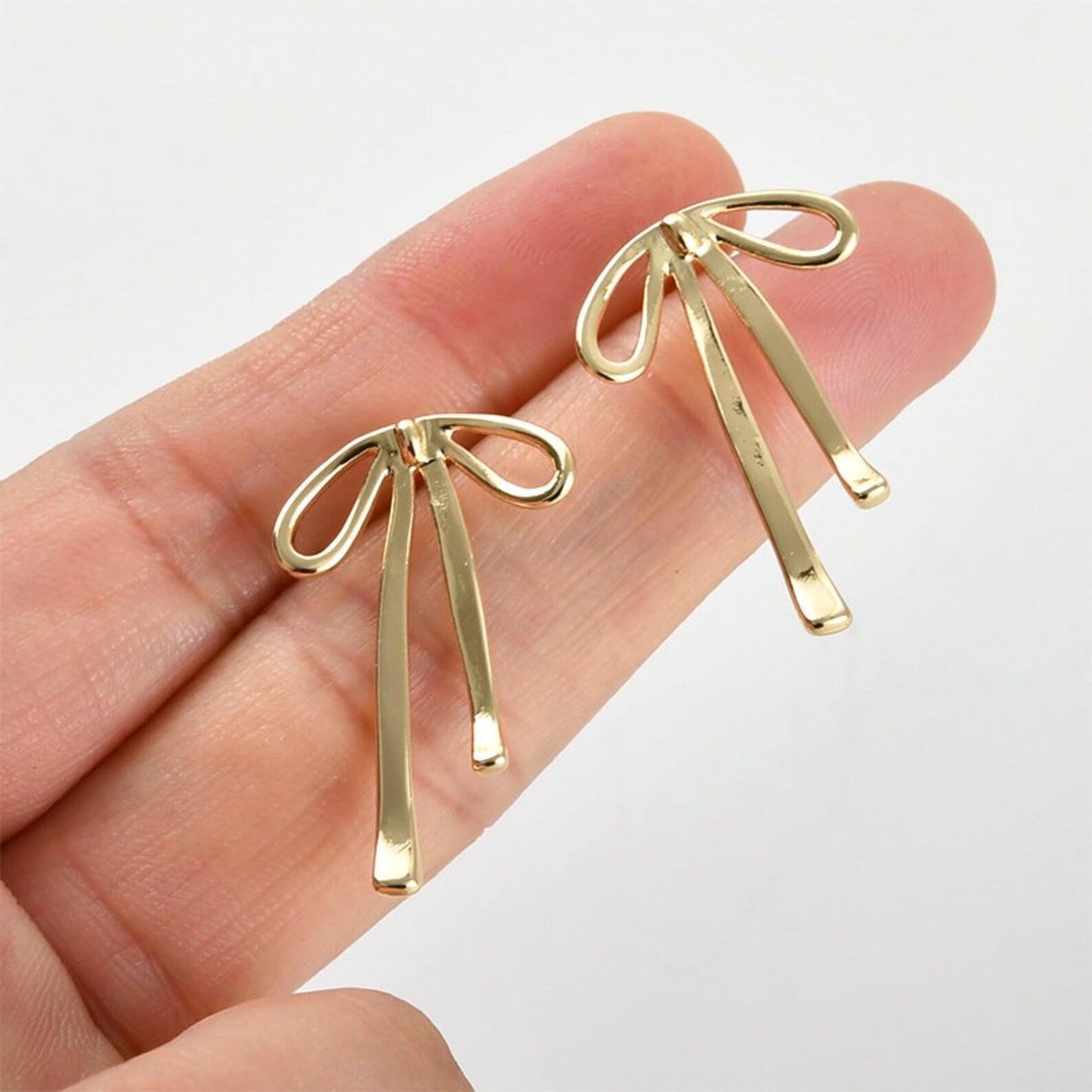 Gold Bow Stud earrings