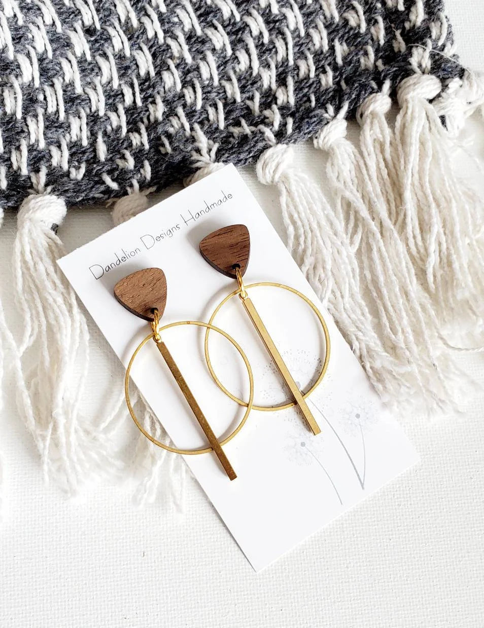 Isla| Wood and hoop earrings